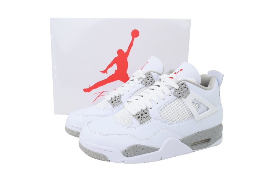 J4 Retro Sneaker