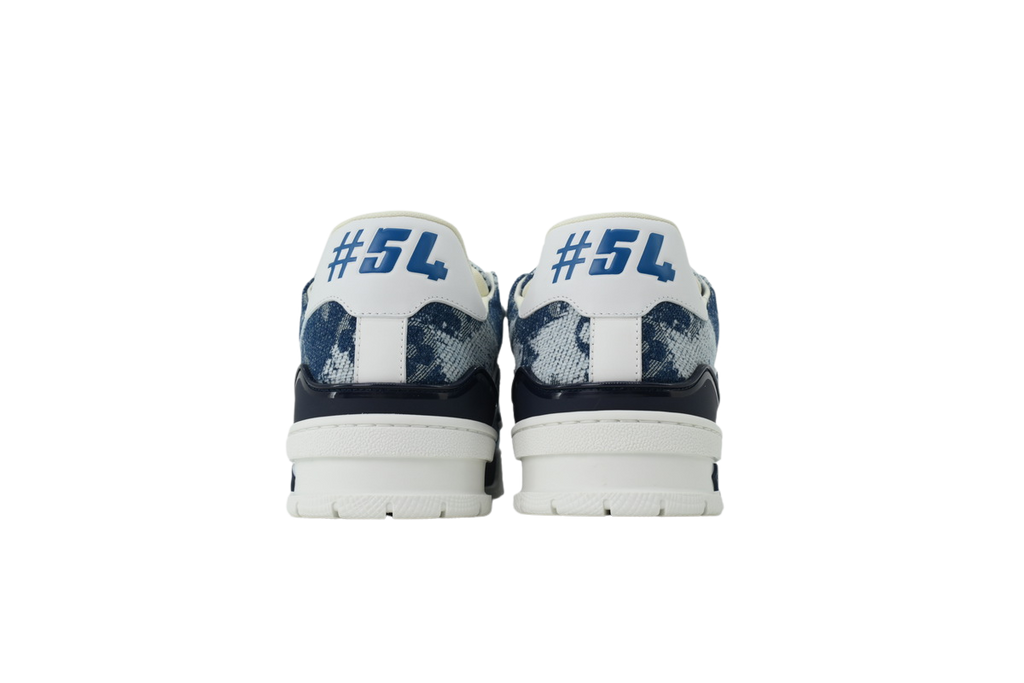 'Louis V' Trainer