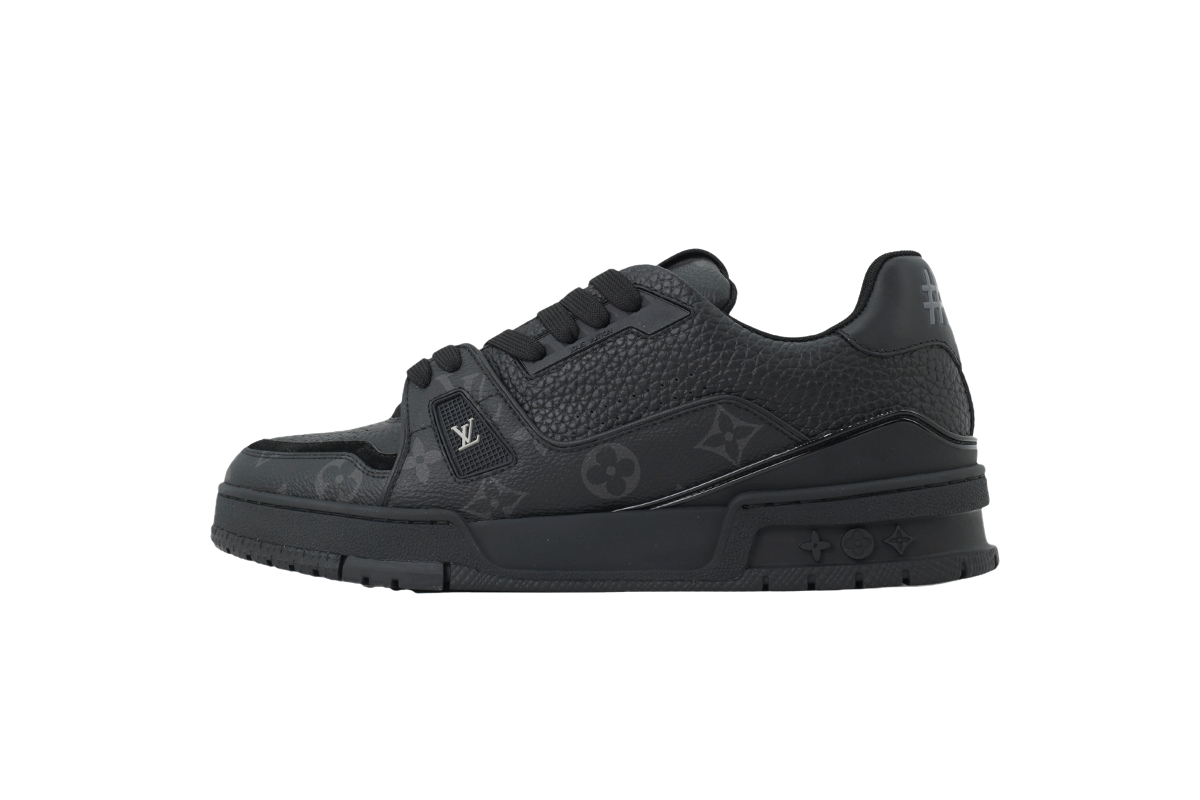 'Louis V' Trainer