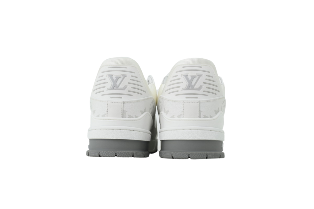 'Louis V' Trainer