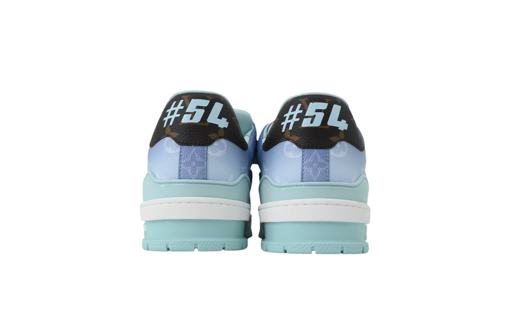 'Louis V' Trainer