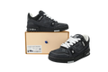 'Louis V' Trainer