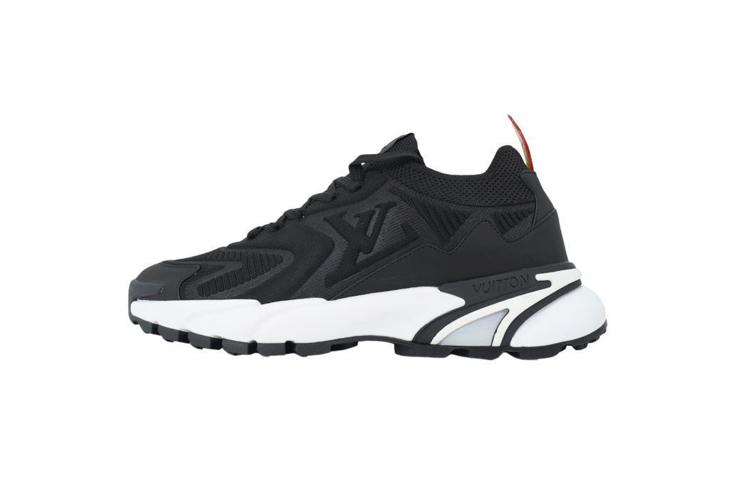'Louis V' Style Trainer
